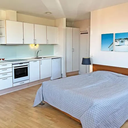 4 Person Holiday In