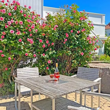 4 Person Holiday In Σπίτι διακοπών *